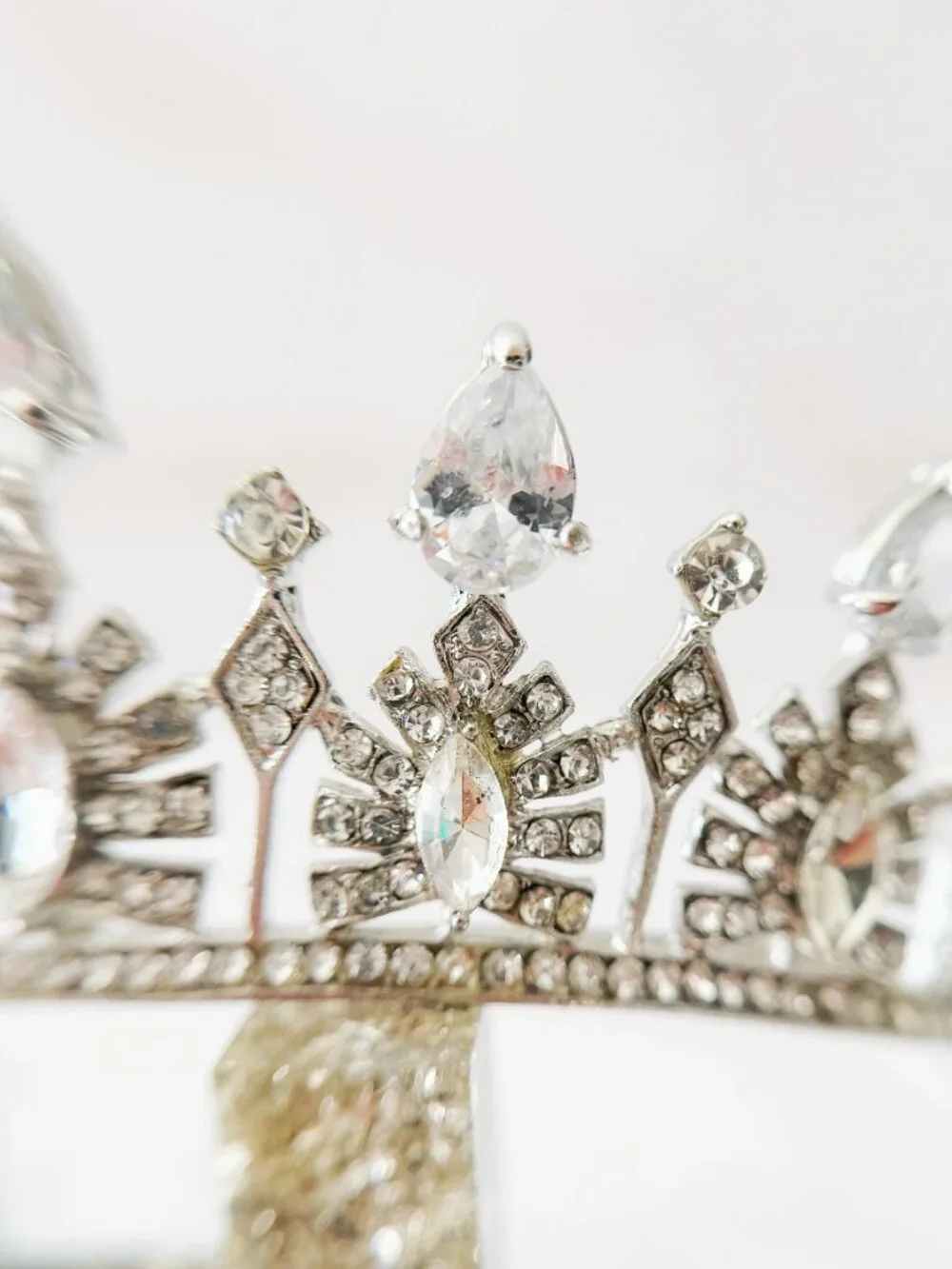Kids Silver Crystal Tiara, Princess Crown, Birthday Tiara, Girls Pageant Crown